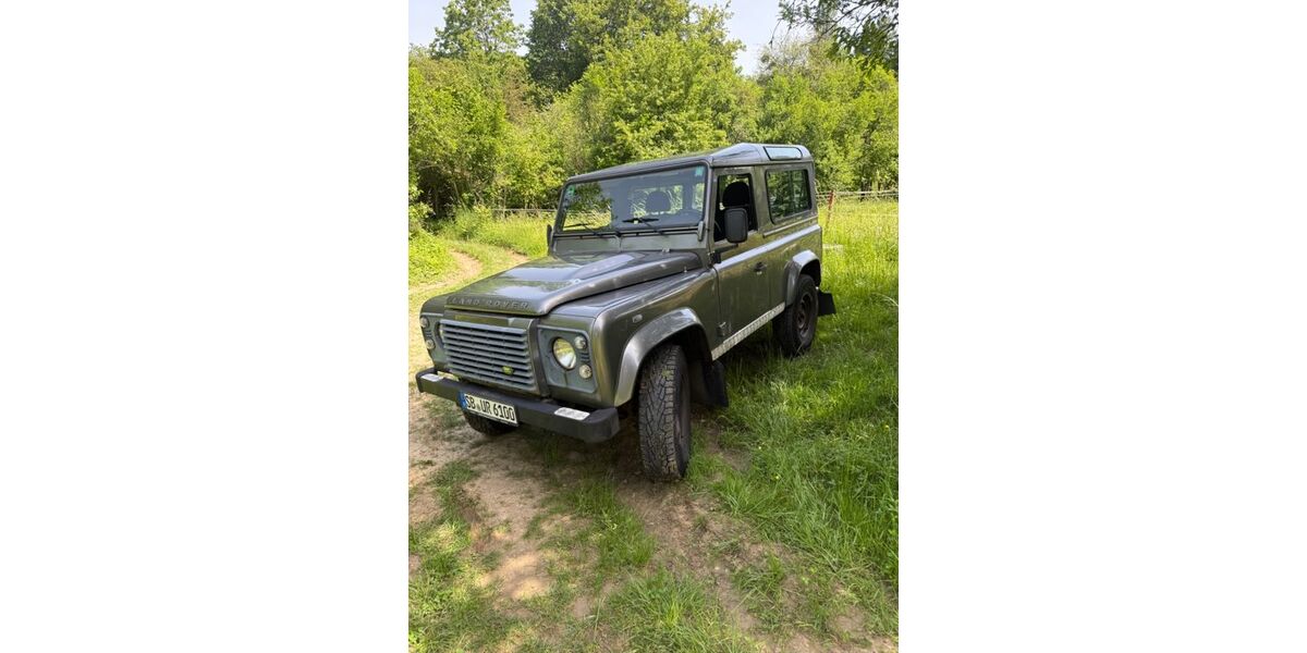 Land Rover Defender 147.500 km 29.000 &euro; Saarbrücken 66129