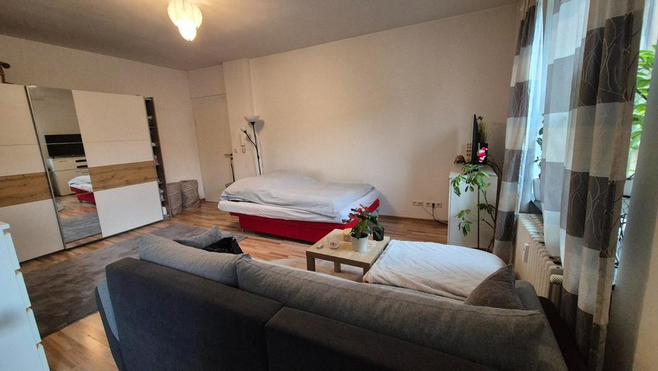 Etagenwohnung Saarbrücken - 1 Zimmer, 35 m&sup2;, 550&euro; | Angebot:25920501