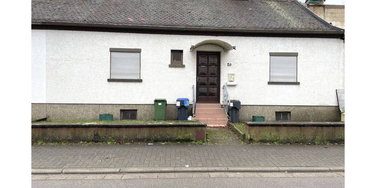 Einfamilienhaus Saarbrücken / Brebach Brebach-Fechingen - 3 Zimmer, 72 m&sup2;, 130.000&euro; | Angebot:25674609