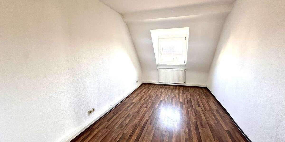 Etagenwohnung Zweibrücken - 6 Zimmer, 98 m&sup2;, 139.000&euro; | Angebot:25771920
