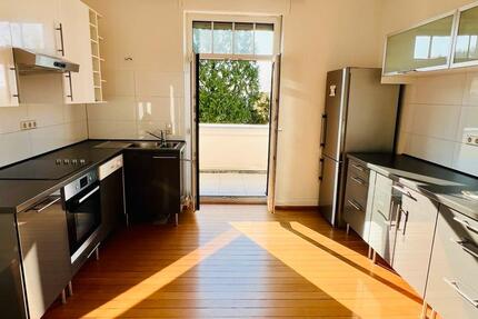 Wohnung Saarbrücken Kieselhumes - 2 Zimmer, 90 m&sup2;, 780&euro; | Angebot:25821377