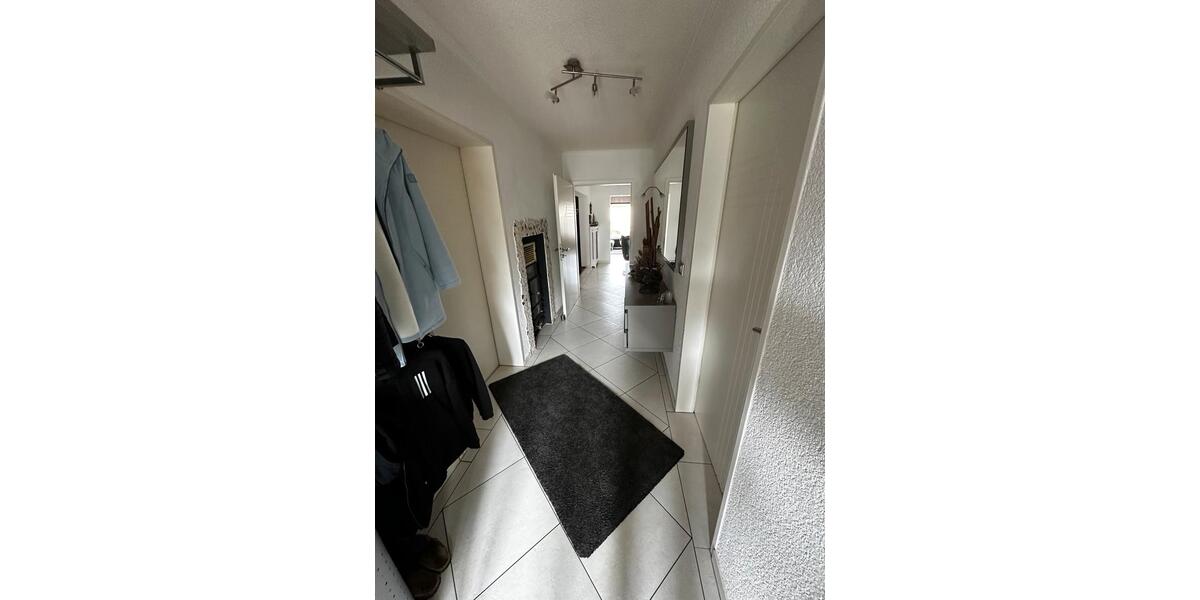 Einfamilienhaus Namborn - 11 Zimmer, 190 m&sup2;, 270.000&euro; | Angebot:25378859