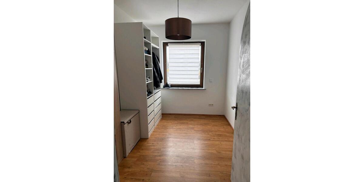 Etagenwohnung Riegelsberg - 5 Zimmer, 125 m&sup2;, 285.000&euro; | Angebot:26111976