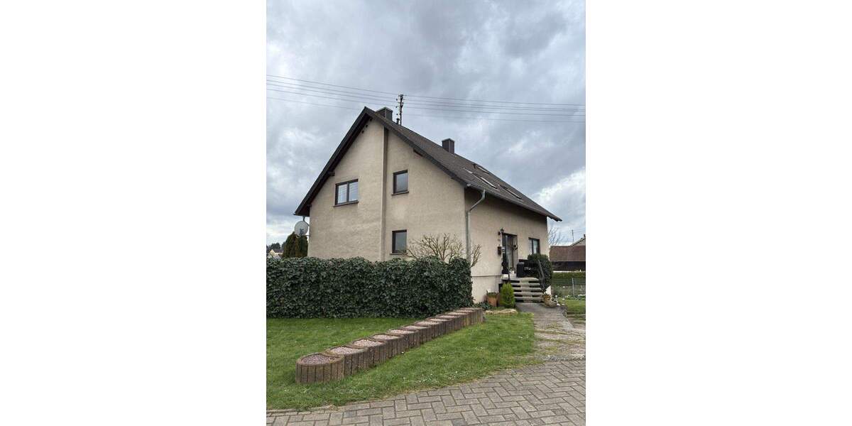 Einfamilienhaus Illingen - 6 Zimmer, 151 m&sup2;, 252.000&euro; | Angebot:25927053