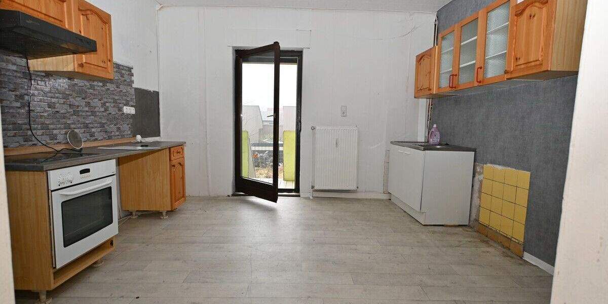 Einfamilienhaus Bexbach / Frankenholz Frankenholz - 7 Zimmer, 148 m&sup2;, 115.000&euro; | Angebot:25706690