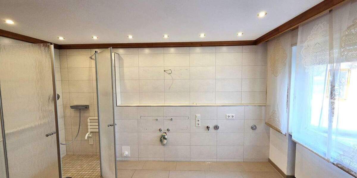 Einfamilienhaus Ottweiler Fürth - 8 Zimmer, 290 m&sup2;, 425.000&euro; | Angebot:25801718