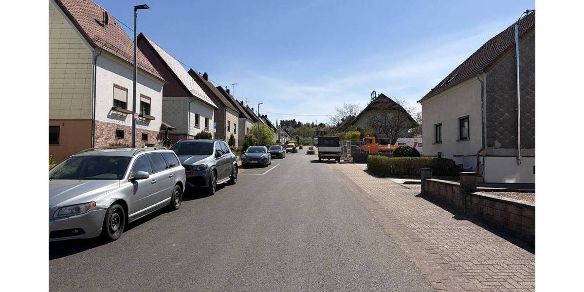 Mehrfamilienhaus, Wohnhaus Schiffweiler Stennweiler - 6 Zimmer, 158 m&sup2;, 198.000&euro; | Angebot:26434026