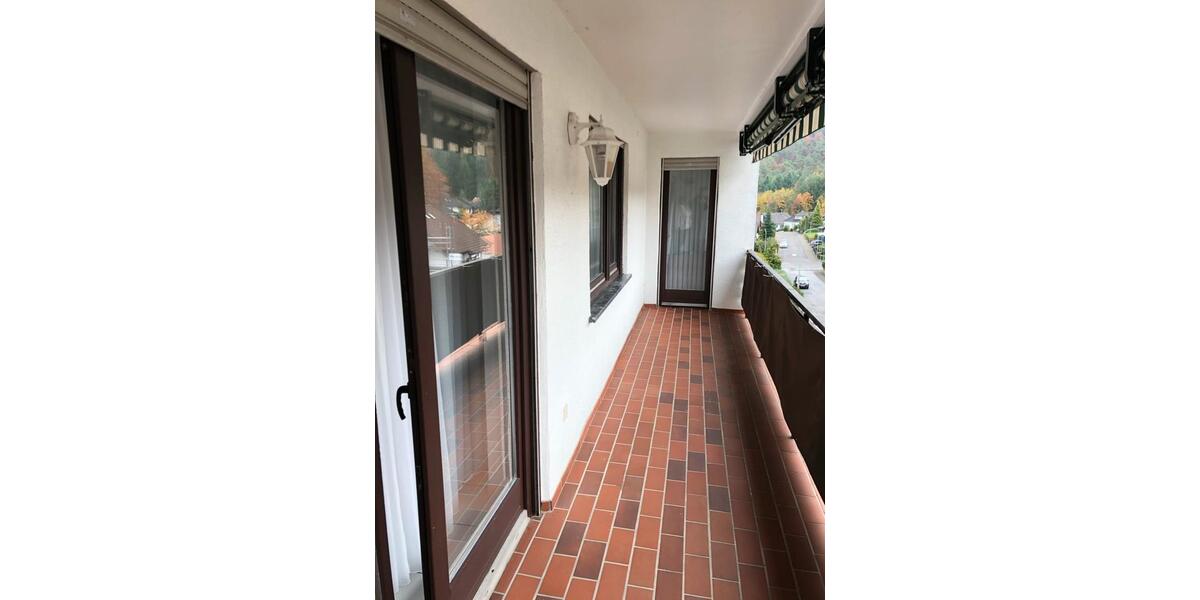 Etagenwohnung Queidersbach - 3.5 Zimmer, 106 m&sup2;, 895&euro; | Angebot:25422550