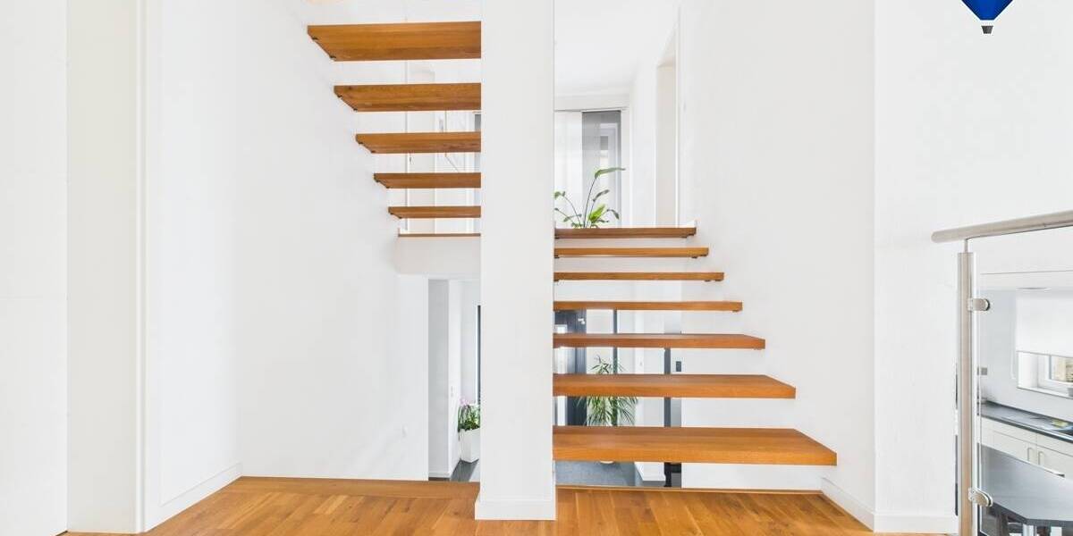 Einfamilienhaus Neunkirchen Kohlhof - 7 Zimmer, 330 m&sup2;, 1.250.000&euro; | Angebot:26569522