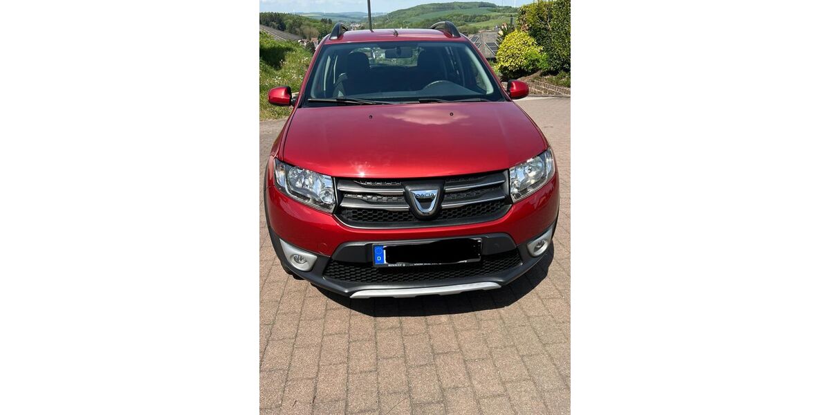 Dacia Sandero 36.555 km 7.990 &euro; Brücken 66904