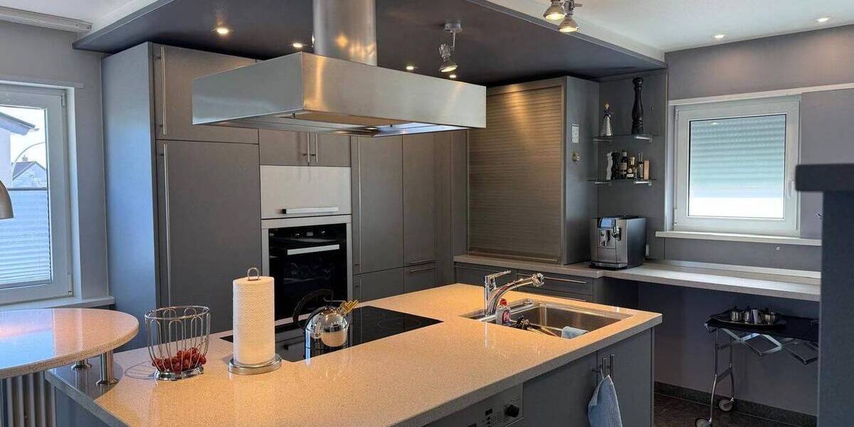 Einfamilienhaus Neunkirchen Wellesweiler - 1 Zimmer, 630.000&euro; | Angebot:26704360