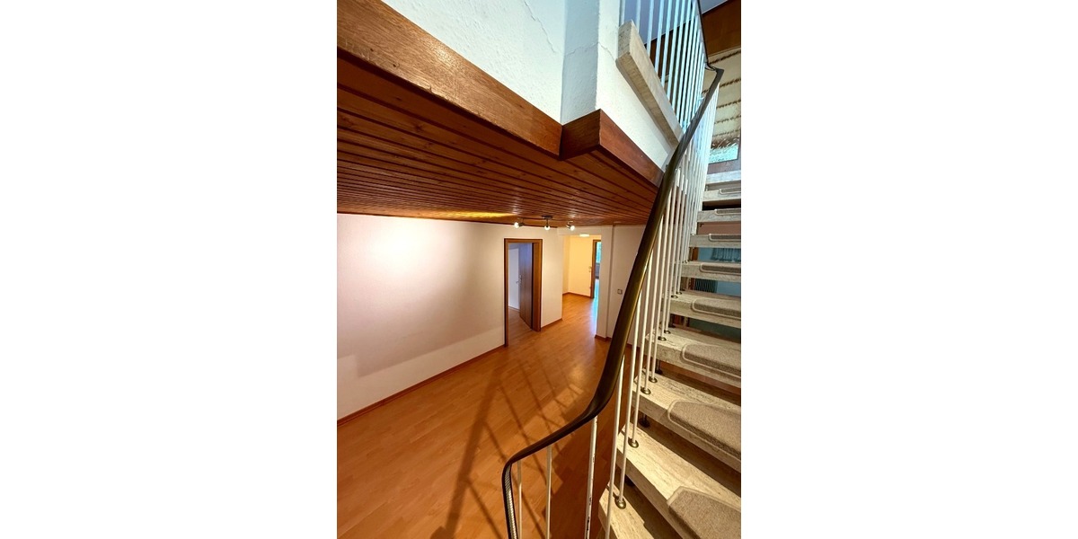 - REDUZIERT- Liebhaber aufgepasst: Modernisierter Wohlfühl-Bungalow mit Sauna in Weilerbachs Toplage - Einfamilienhaus Weilerbach | Angebot:24408681