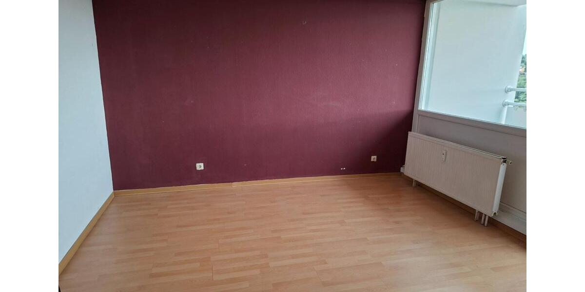 Etagenwohnung Saarbrücken Eschberg - 3.5 Zimmer, 86 m&sup2;, 180.000&euro; | Angebot:27299023