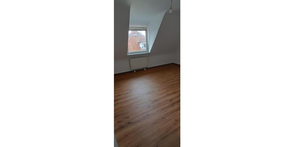 Etagenwohnung Saarbrücken Malstatt - 2 Zimmer, 70 m&sup2;, 600&euro; | Angebot:25712635
