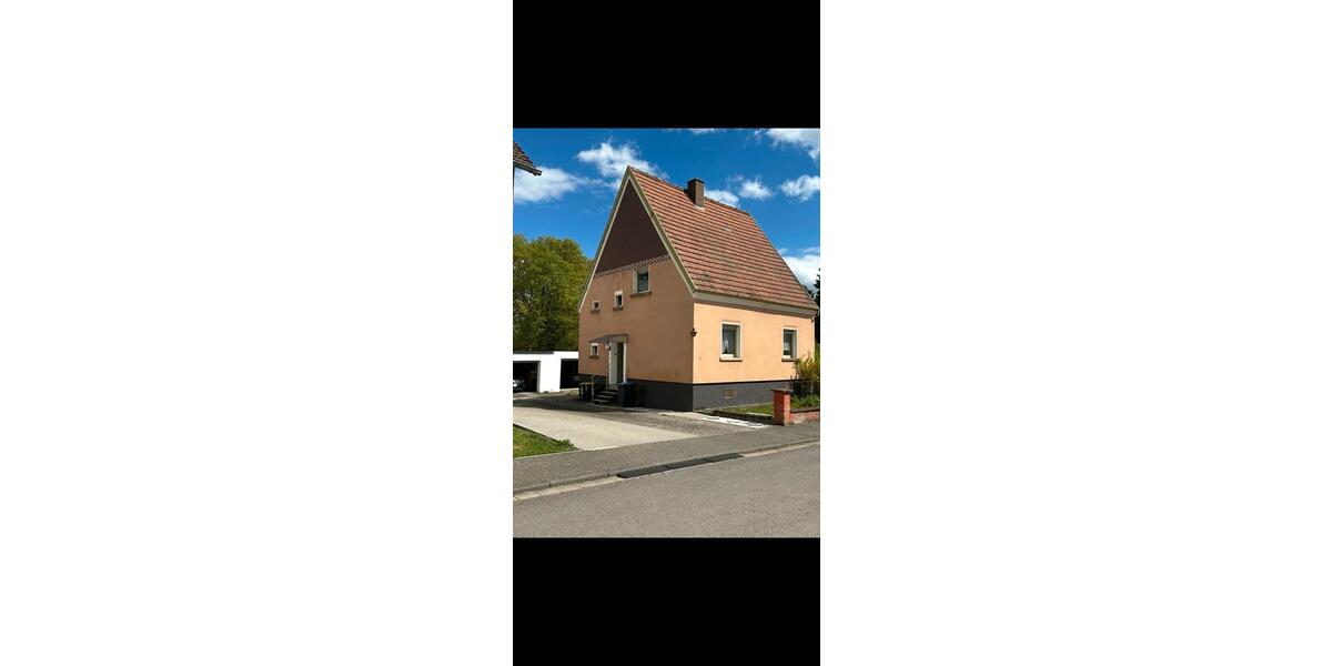 Einfamilienhaus Bexbach - 4 Zimmer, 125 m&sup2;, 230.000&euro; | Angebot:26806870