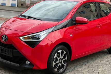 Toyota Aygo (X) 18.400 km 10.900 &euro; Saarbrücken - Burbach 66115