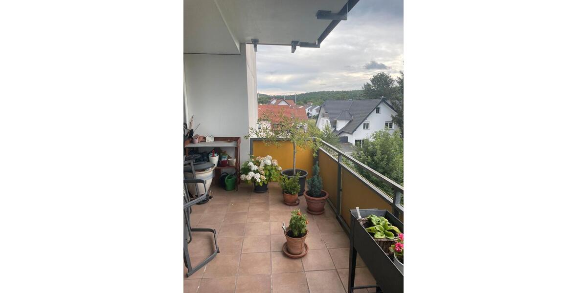 Etagenwohnung Homburg - 5 Zimmer, 135 m&sup2;, 295.000&euro; | Angebot:25418392
