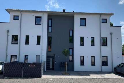 Wohnung Homburg - 4 Zimmer, 175 m&sup2;, 2.300&euro; | Angebot:26558082