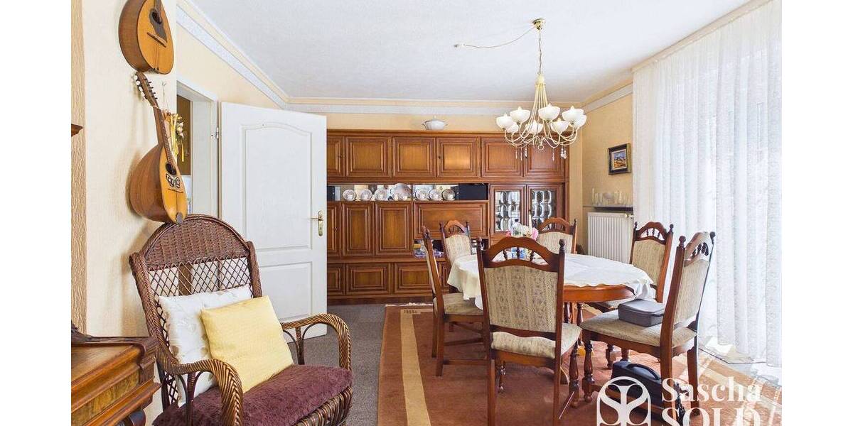 Freistehendes Einfamilienhaus in ruhiger Sackgassenlage auf weitläufigem Grundstück in St. Ingbert - Einfamilienhaus Sankt Ingbert St. Ingbert | Angebot:26191849