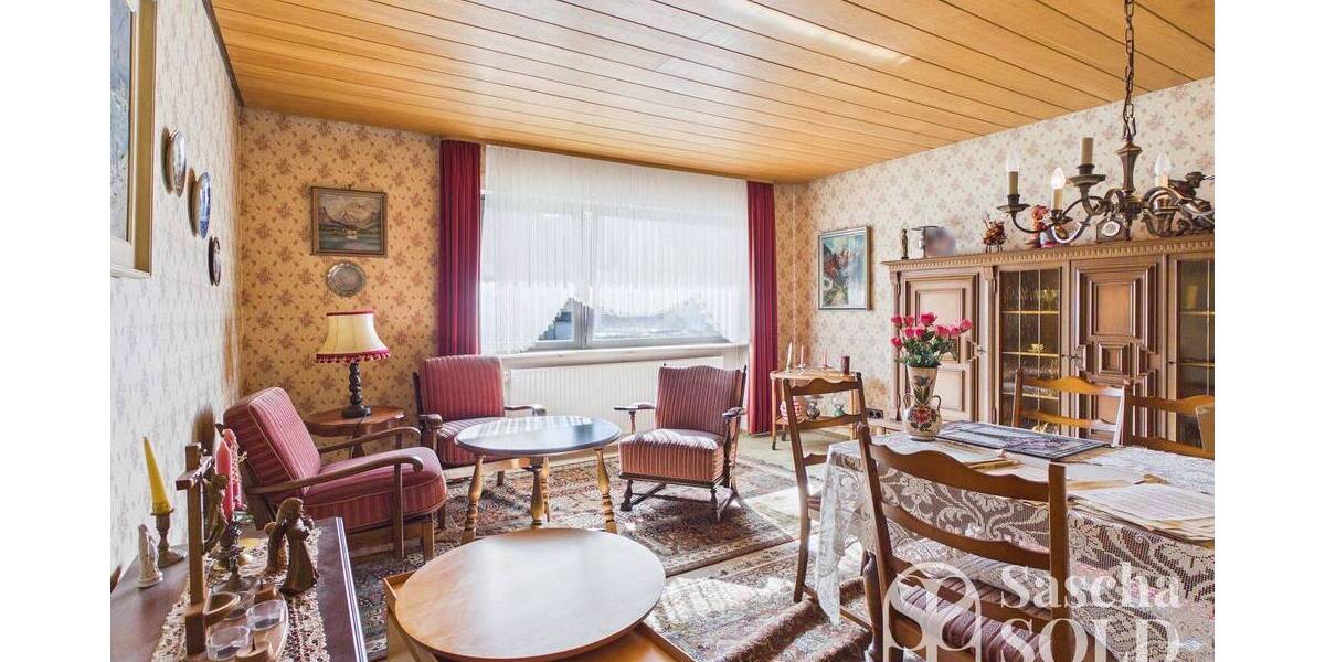 Freistehendes Einfamilienhaus in begehrter Lage von Oberwürzbach mit Garage, Terrasse & Südbalkon - Einfamilienhaus Sankt Ingbert Oberwürzbach | Angebot:26161394