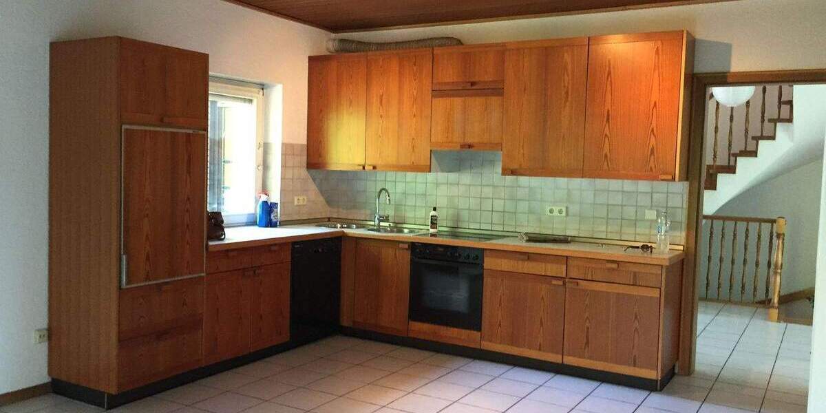 Bungalow Wallhalben - 7 Zimmer, 260 m&sup2;, 1.900&euro; | Angebot:26190672