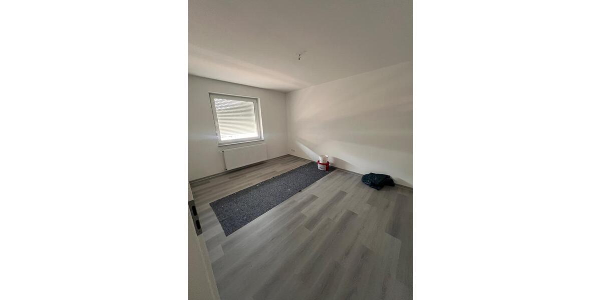 Etagenwohnung Saarbrücken Brebach-Fechingen - 2 Zimmer, 50 m&sup2;, 115.000&euro; | Angebot:27178870
