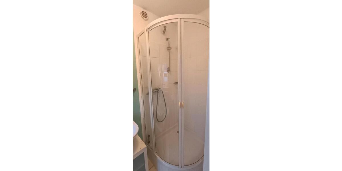 Dachgeschoßwohnung Saarbrücken Scheidt - 1 Zimmer, 28 m&sup2;, 366&euro; | Angebot:25149528