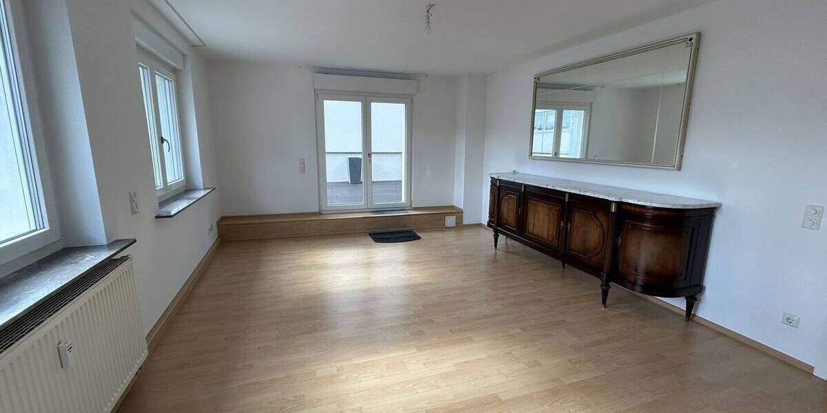 Mehrfamilienhaus, Wohnhaus Saarbrücken St Johann - 9 Zimmer, 310 m&sup2;, 899.000&euro; | Angebot:26118044