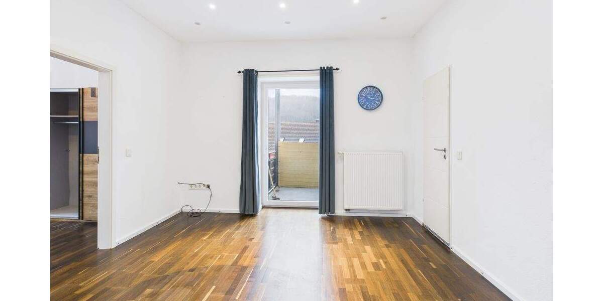 Etagenwohnung Sulzbach/Saar / Altenwald (Saar) Altenwald - 3 Zimmer, 68 m&sup2;, 120.000&euro; | Angebot:25687900