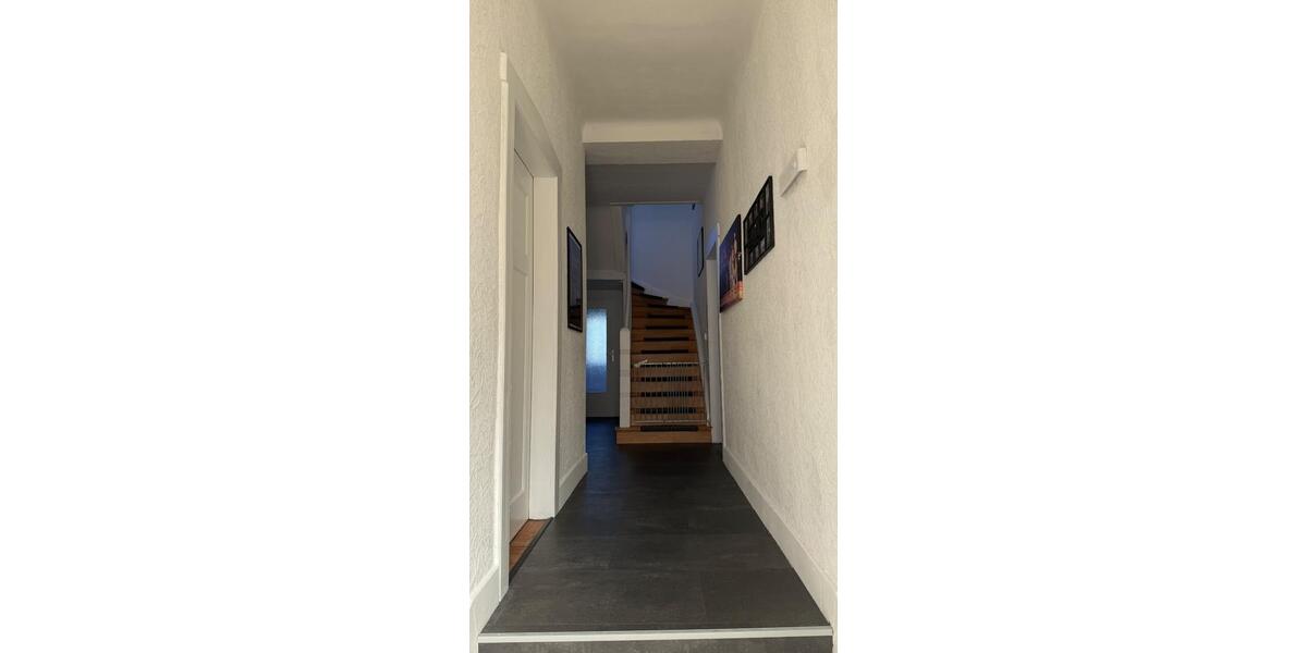 Doppelhaushälfte Saarbrücken Dudweiler - 7 Zimmer, 185 m&sup2;, 240.000&euro; | Angebot:26090767