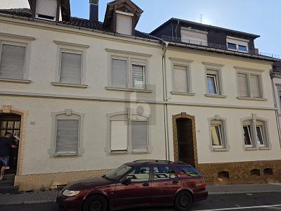 SHARE DEAL: 9 EINHEITEN MIT ERTRAG - Mehrfamilienhaus, Wohnhaus Pirmasens | Angebot:27252375