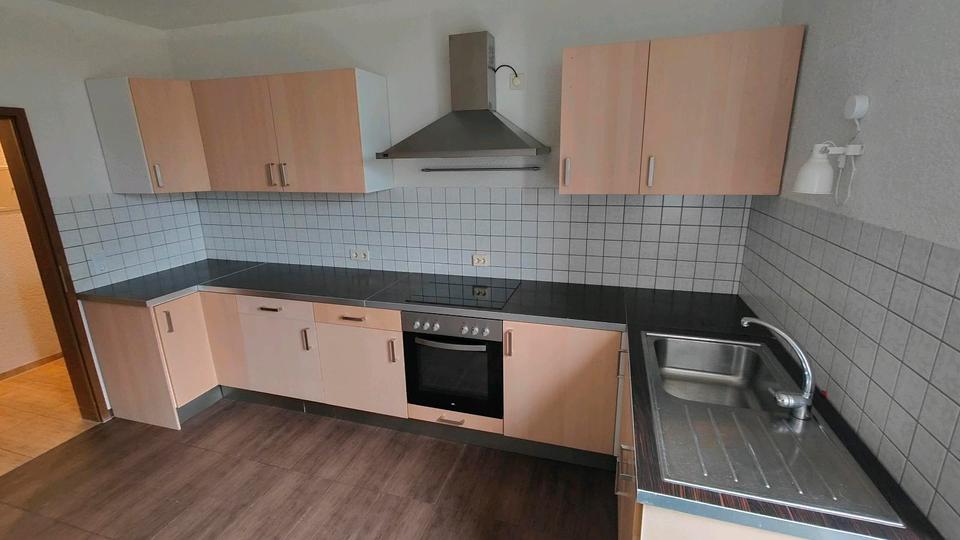 Erdgeschoßwohnung Breitenbach - 2 Zimmer, 84 m&sup2;, 125.000&euro; | Angebot:26271312
