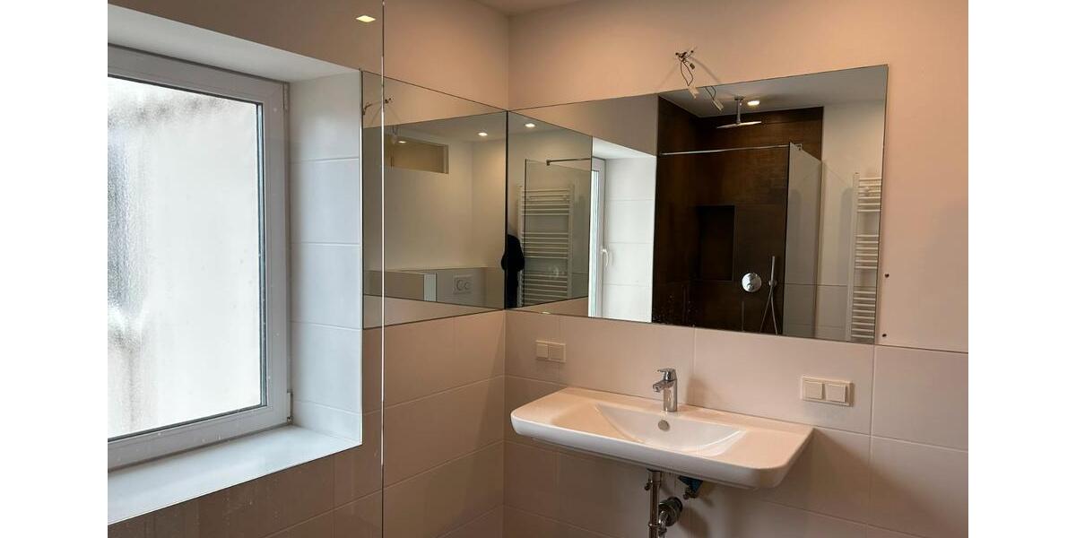 Etagenwohnung Saarbrücken Brebach-Fechingen - 3 Zimmer, 90 m&sup2;, 765&euro; | Angebot:25992795