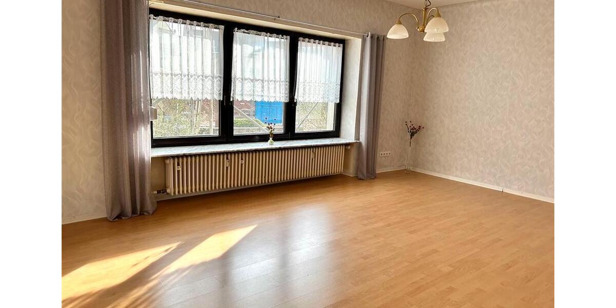 Etagenwohnung Eppelborn - 3 Zimmer, 100 m&sup2;, 700&euro; | Angebot:25988748