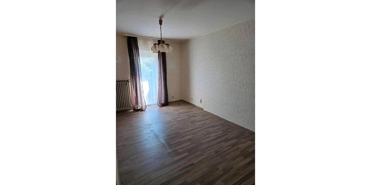 Reihenhaus Tholey - 5 Zimmer, 128 m&sup2;, 220.000&euro; | Angebot:26803559