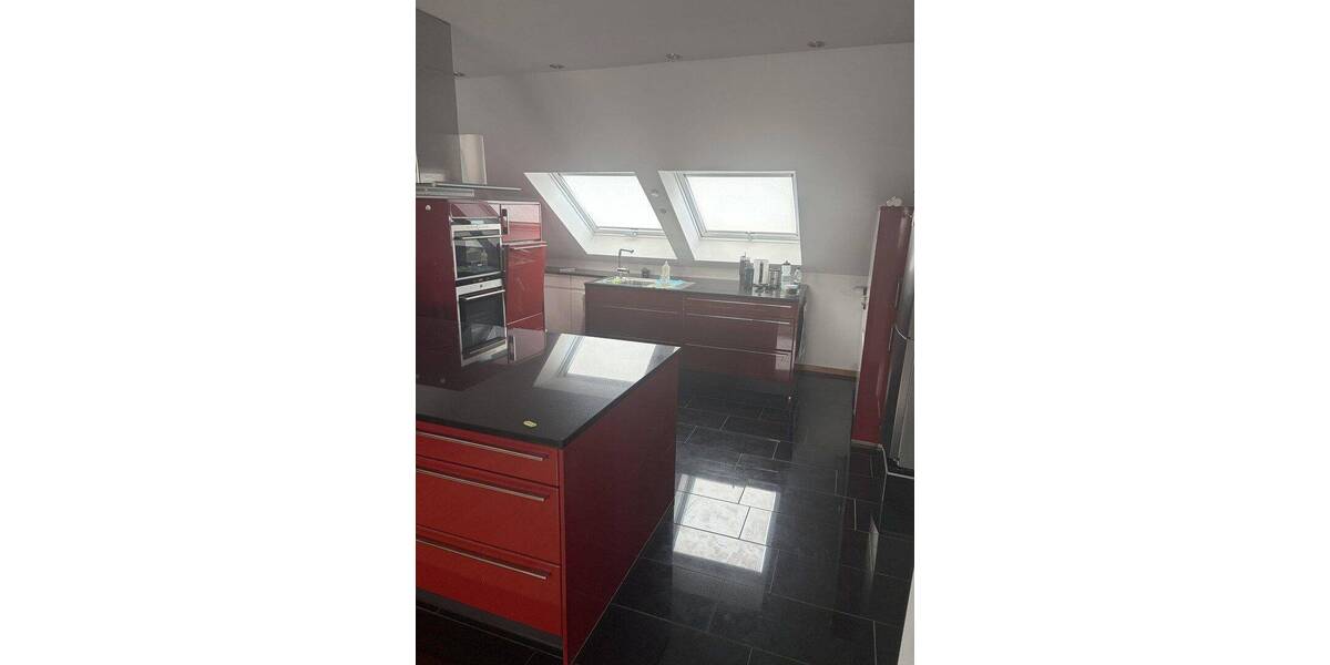 Etagenwohnung Saarbrücken Brebach-Fechingen - 3 Zimmer, 110 m&sup2;, 850&euro; | Angebot:26804260
