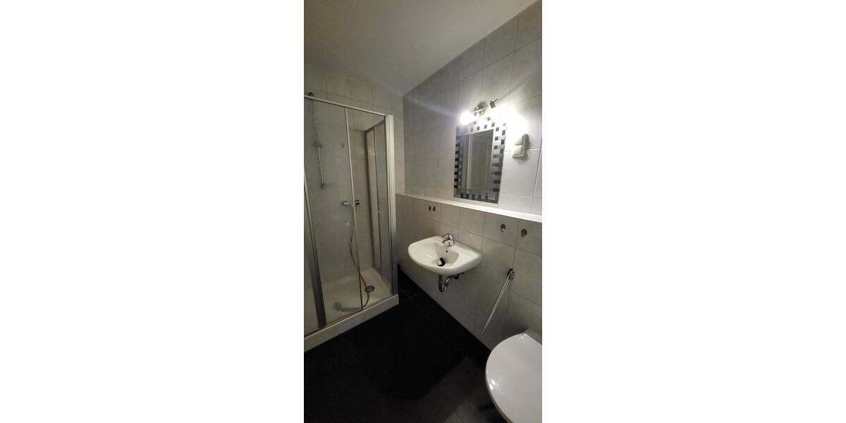 Etagenwohnung Saarbrücken Dudweiler - 3 Zimmer, 80 m&sup2;, 125.000&euro; | Angebot:27260864