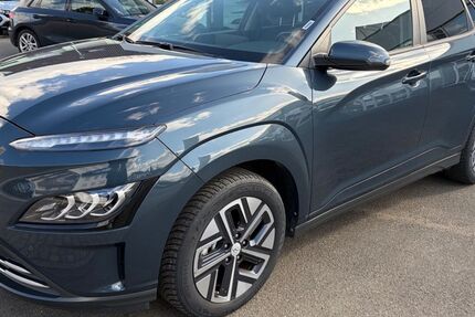 Hyundai KONA Elektro 27.000 km 20.970 &euro; Ramstein-Miesenbach 66877