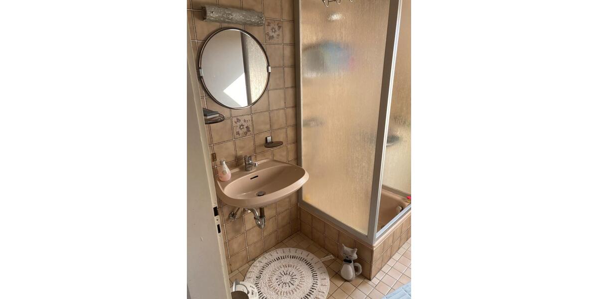 Dachgeschoßwohnung Spiesen-Elversberg Elversberg - 2 Zimmer, 60 m&sup2;, 450&euro; | Angebot:25294835