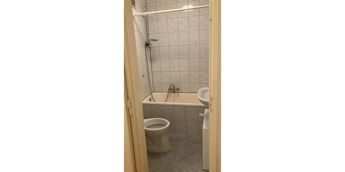Etagenwohnung Saarbrücken Eschberg - 1 Zimmer, 33 m&sup2;, 79.000&euro; | Angebot:26114397