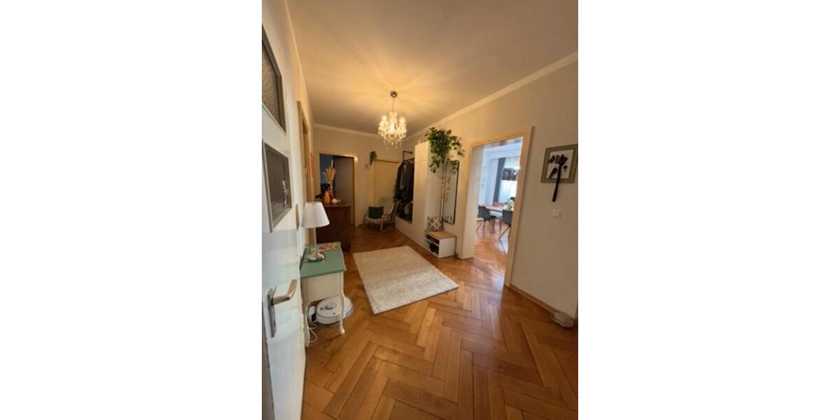 Erdgeschoßwohnung Saarbrücken - 3 Zimmer, 116 m&sup2;, 1.100&euro; | Angebot:25988100