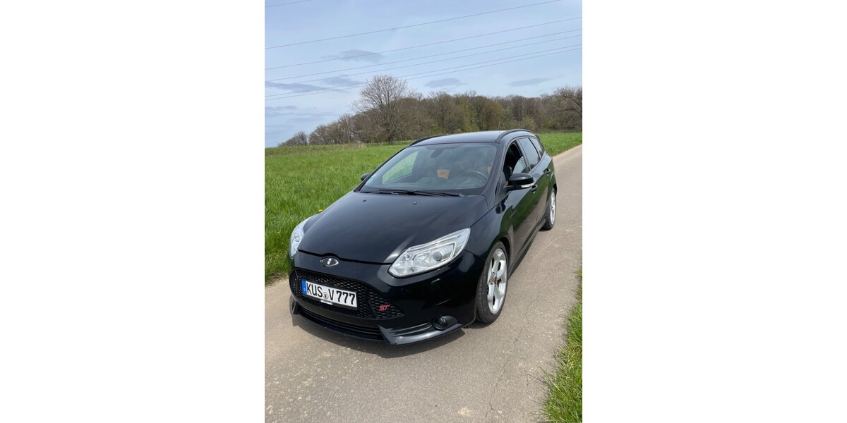 Ford Focus 128.000 km 11.990 &euro; Albessen 66871