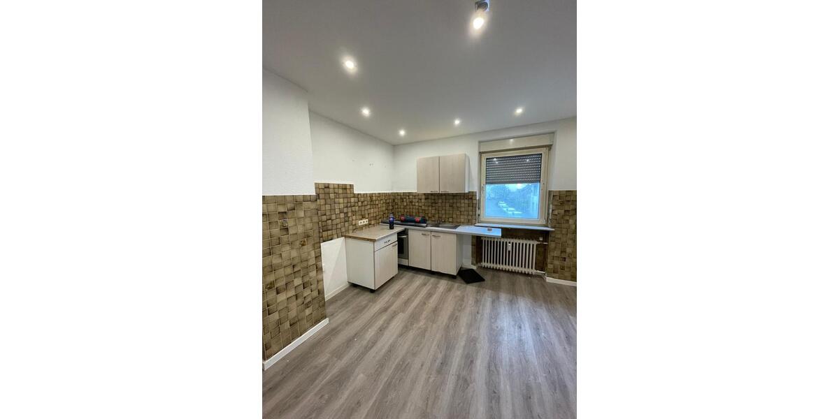 Mehrfamilienhaus, Wohnhaus Pirmasens - 6 Zimmer, 198 m&sup2;, 198.000&euro; | Angebot:26131157