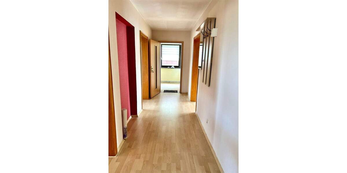 Etagenwohnung Illingen Illingen - 3 Zimmer, 85 m&sup2;, 550&euro; | Angebot:25880093