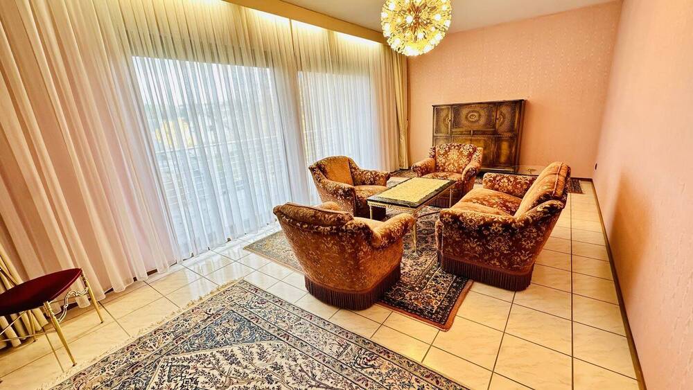 Mehrfamilienhaus, Wohnhaus Illingen - 9 Zimmer, 373 m&sup2;, 459.000&euro; | Angebot:25686397