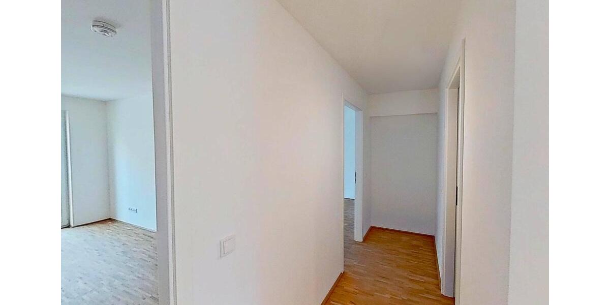 Etagenwohnung Saarbrücken - 3 Zimmer, 100 m&sup2;, 1.299&euro; | Angebot:26270661