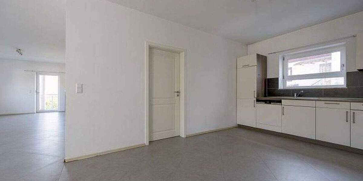 Einfamilienhaus Reichenbach-Steegen Reichenbach - 1 Zimmer, 255 m&sup2;, 2.100&euro; | Angebot:25760514