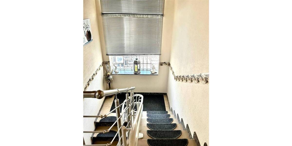 Mehrfamilienhaus, Wohnhaus Illingen Hüttigweiler - 5 Zimmer, 174 m&sup2;, 325.000&euro; | Angebot:25701155