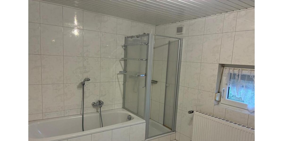 Reihenhaus Ottweiler - 6 Zimmer, 120 m&sup2;, 195.000&euro; | Angebot:25270020