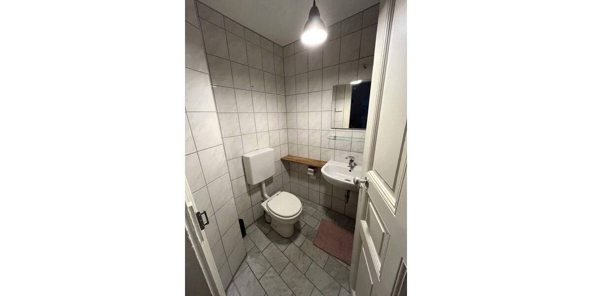Etagenwohnung Saarbrücken Alt-Saarbrücken - 5 Zimmer, 156 m&sup2;, 1.300&euro; | Angebot:26908571